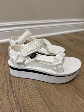 Teva white Platform Strappy Sandals